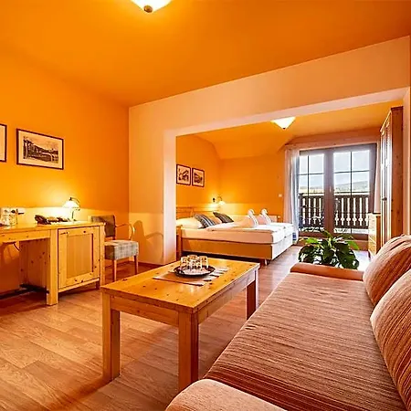 فندق Vyhlidka 4*